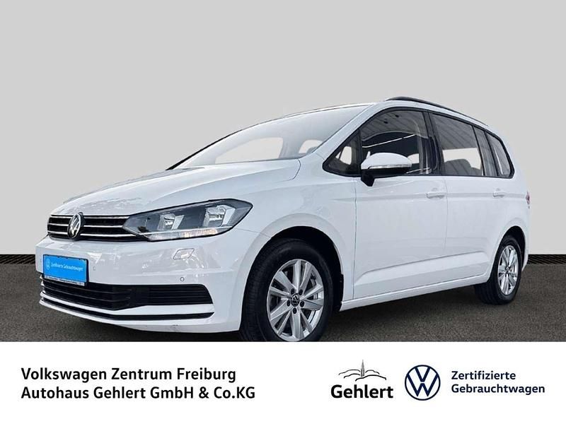 Weiss Gebraucht 2021 VW Touran Comfortline Van / Kleinbus | 23.700 € (Guter Preis) - Bild 1/4