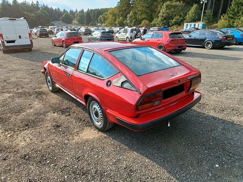 Gebraucht Alfa Romeo Alfetta 131 PS (96 kW) 1981 Rot Limousine