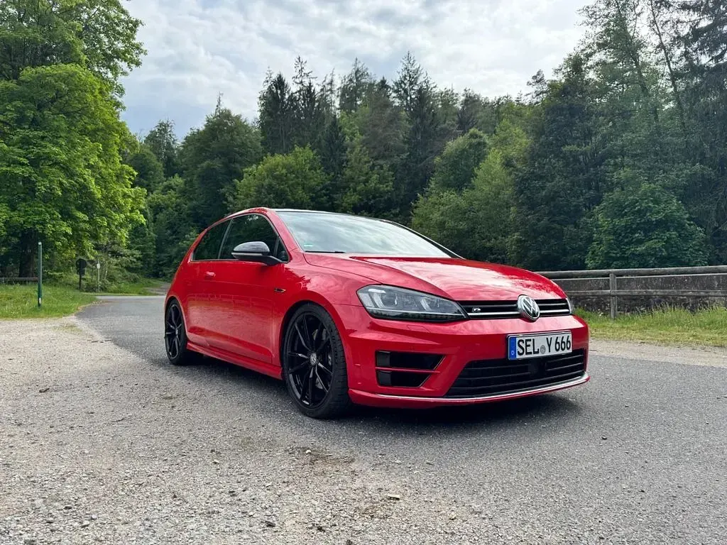 Gebraucht VW Golf VII R 300 PS (220 kW) 2016 Rot Limousine
