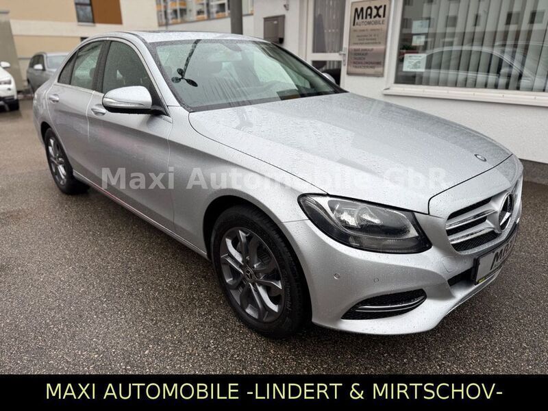 Iridiumsilber metalliclack Gebraucht 2014 Mercedes C200 Avantgarde Limousine | 15.990 € (Fairer Preis) - Bild 1/4