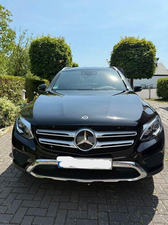 Gebraucht 2018 Mercedes GLC250 SUV | 31.890 € (Fairer Preis) - Bild 1/4