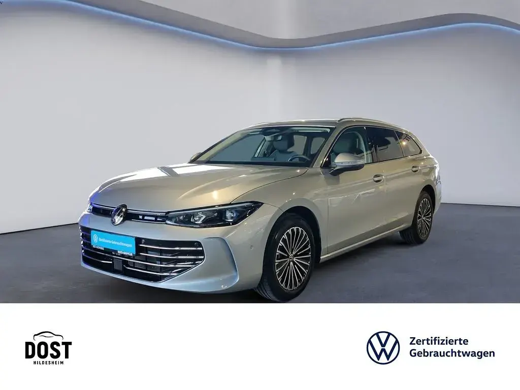 Gebraucht VW Passat Elegance 193 PS (141 kW) 2025 Silber Kombi