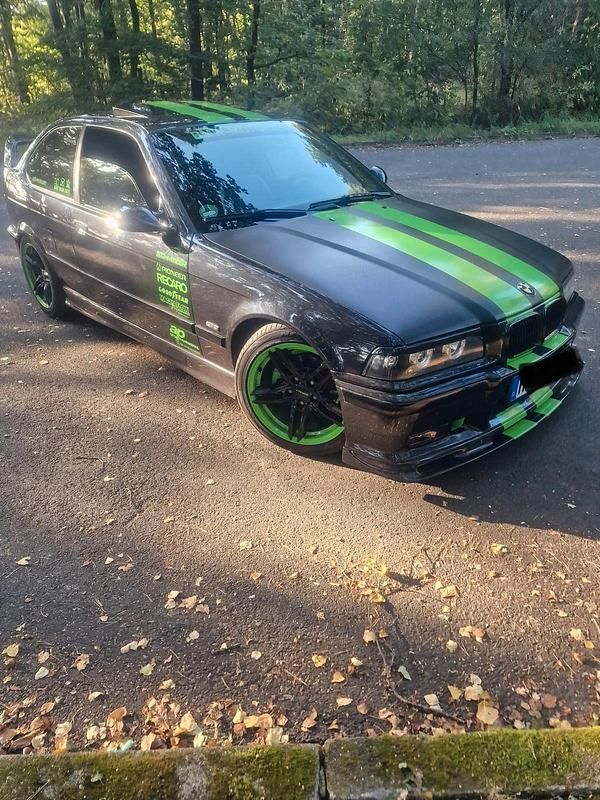 Gebraucht BMW 323 170 PS (125 kW) 1997 Schwarz Coupé