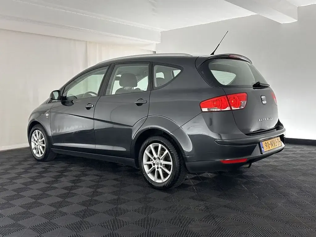 Gebraucht Seat Altea XL Comfort 105 PS (77 kW) 2010 Grau Van / Kleinbus