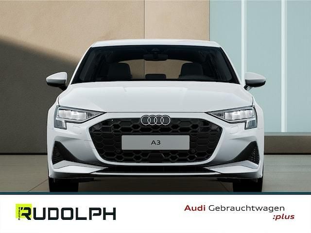 Gebraucht Audi A3 Advanced Plus 150 PS (110 kW) 2025 Gletscherweiß metallic Limousine