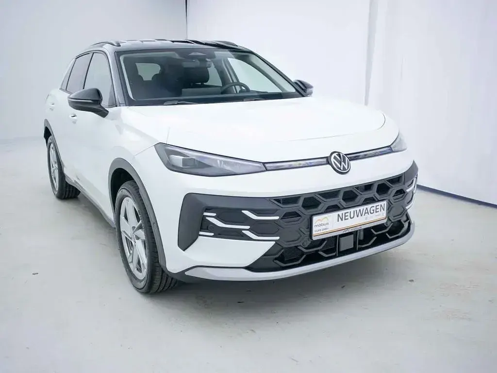 Gebraucht VW T-Roc Cabriolet Life 150 PS (110 kW) 2026 Weiß SUV