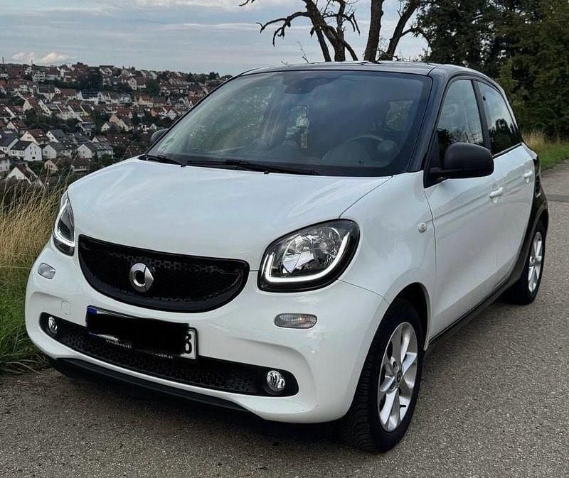 Weiß Gebraucht 2017 Smart ForFour Kleinwagen | 11.199 € (Fairer Preis) - Bild 1/4