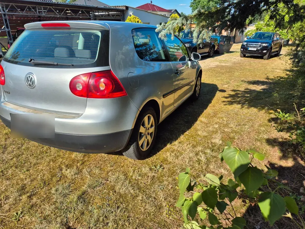 Gebraucht VW Golf V 75 PS (55 kW) 2004 Silber Kleinwagen