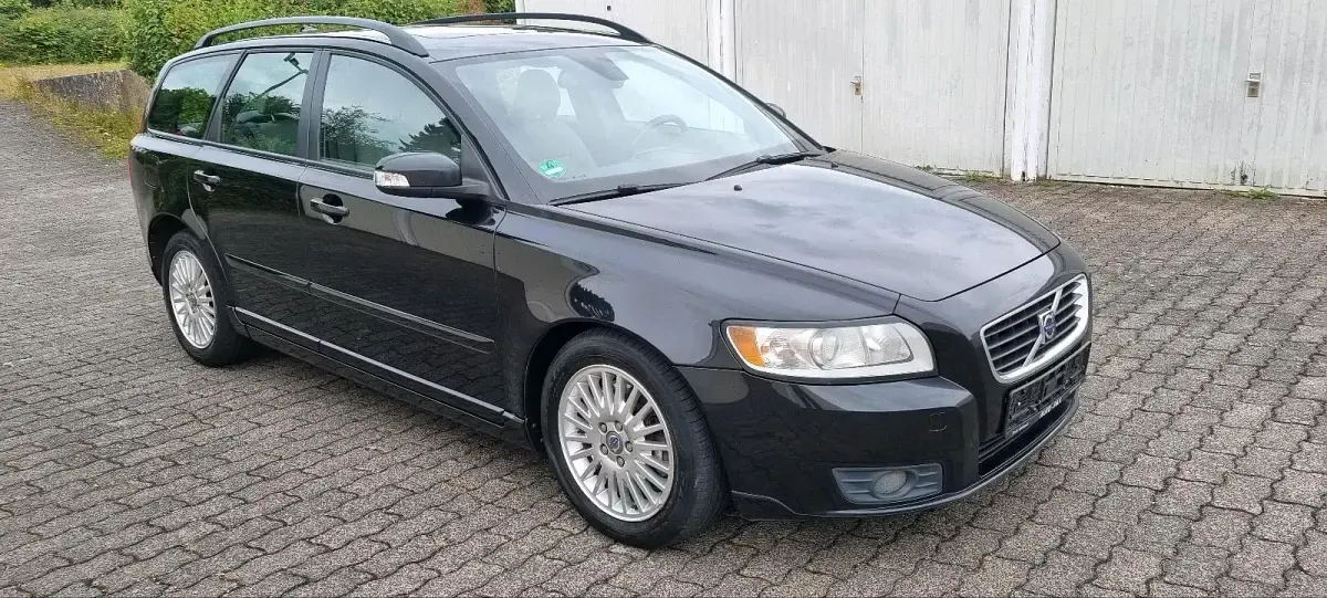 Gebraucht Volvo V50 179 PS (131 kW) 2008 Schwarz Kombi
