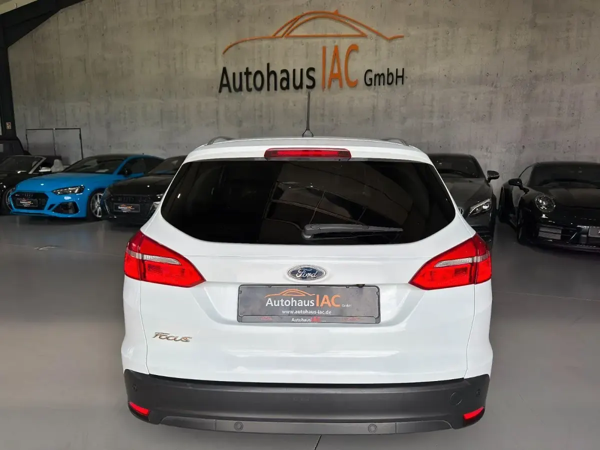 Usado Ford Focus Titanium 125 CV (91 kW) 2018 Blanco Familiar