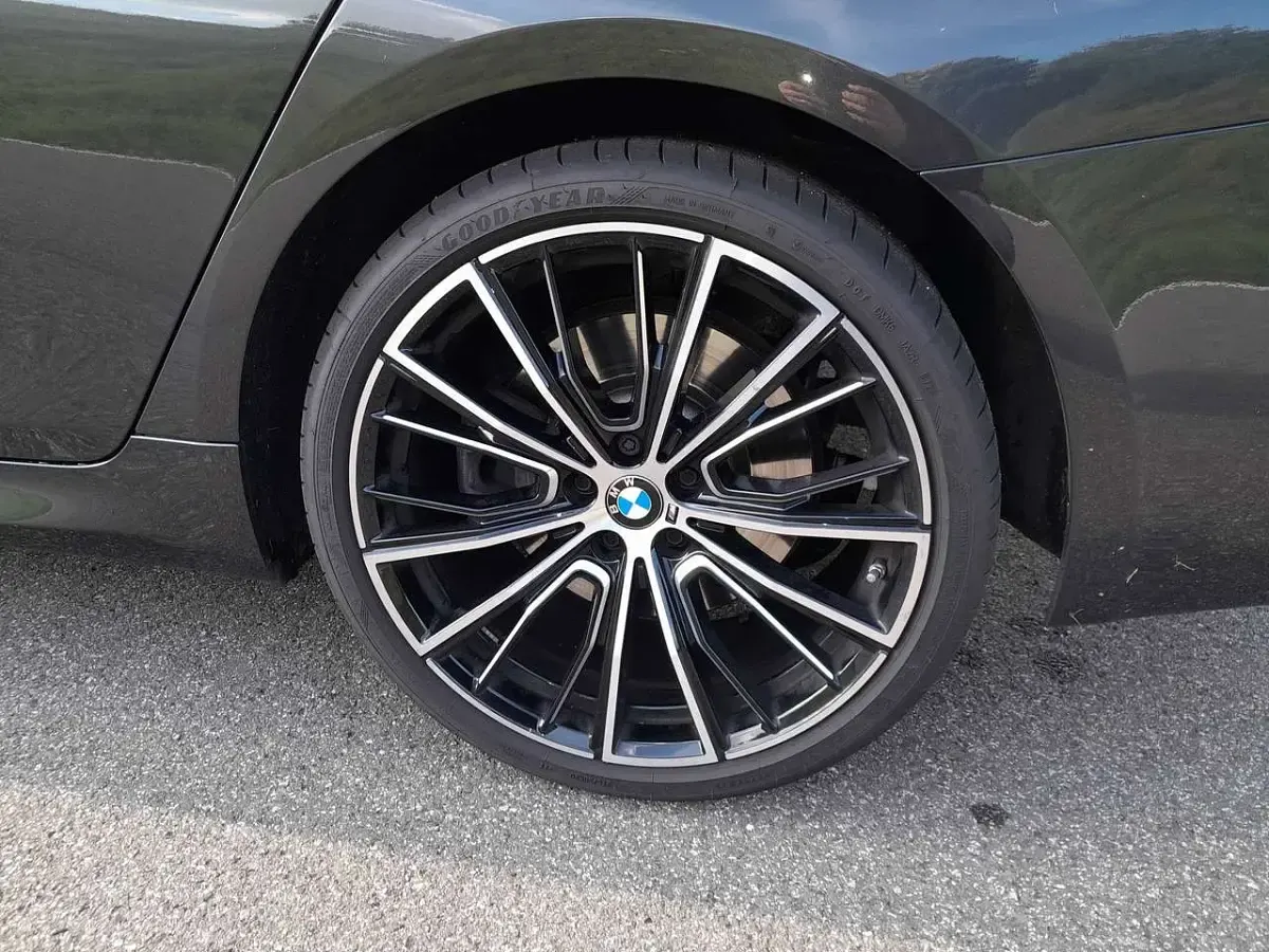 Gebraucht BMW 540 M Performance 340 PS (250 kW) 2023 Grau Kombi