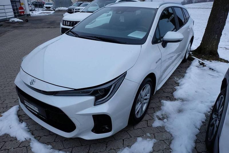 Gebraucht Suzuki Swace Comfort+ 98 PS (72 kW) 2022 Weiß Kombi