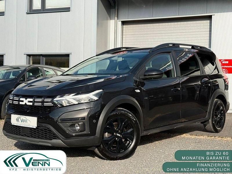 Schwarz Gebraucht 2022 Dacia Jogger Extreme Van / Kleinbus | 19.480 € (Teuer) - Bild 1/4