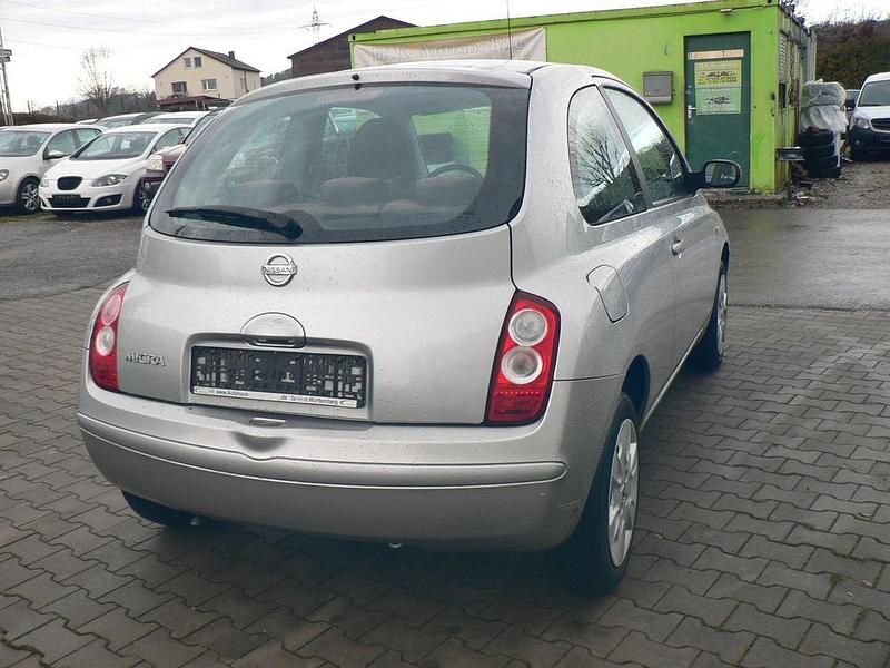 Gebraucht Nissan Micra 65 PS (47 kW) 2008 Silber Kleinwagen