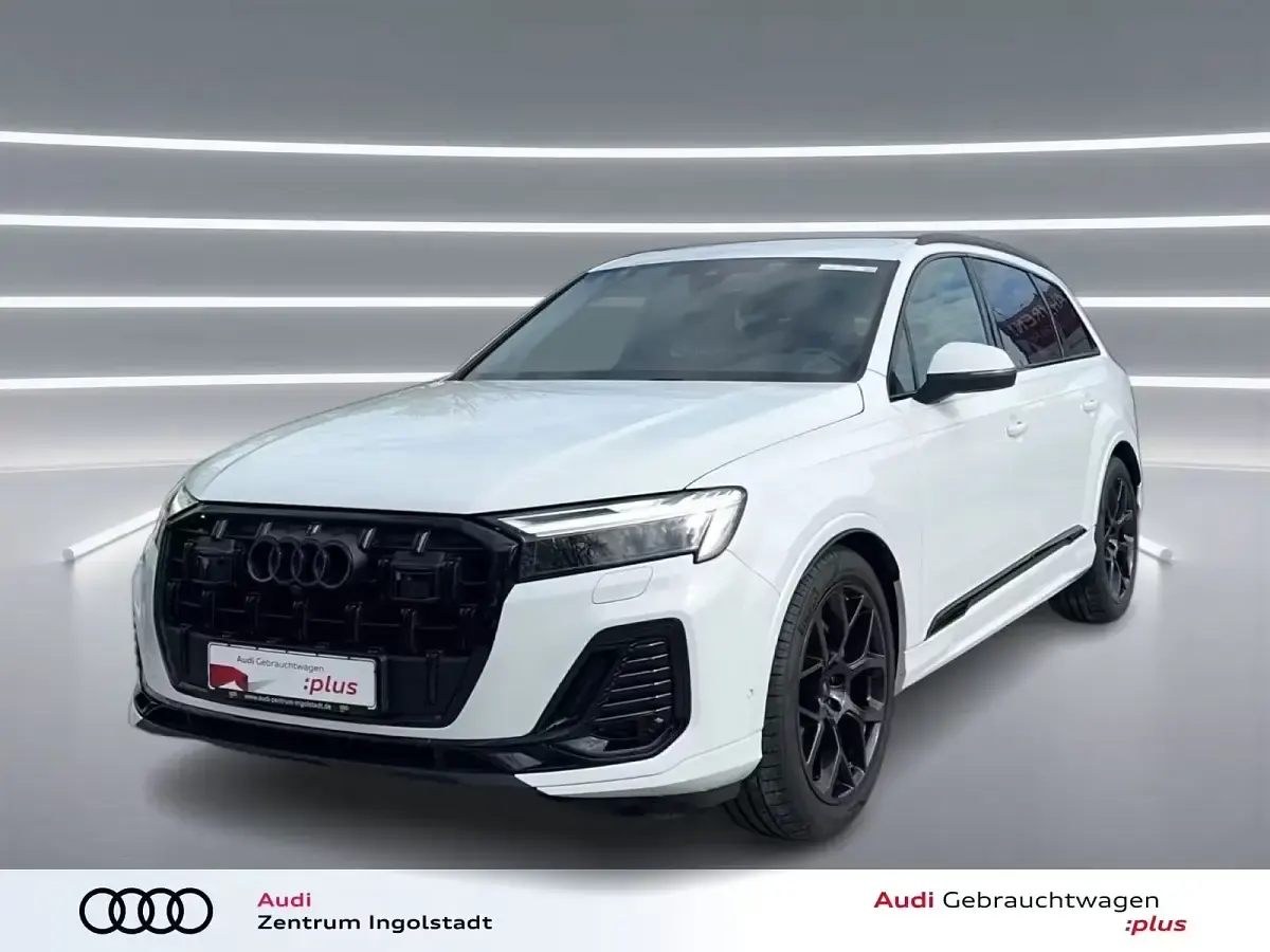 Używany Audi Q7 S-Line 286 KM (210 kW) 2025 Biały SUV