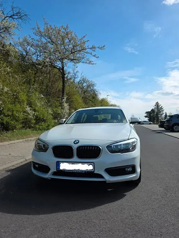 Używany BMW 116 Advantage 109 KM (80 kW) 2015 Biały Hatchback