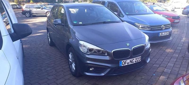 Gebraucht BMW 216 102 PS (75 kW) 2016 Grau Kombi
