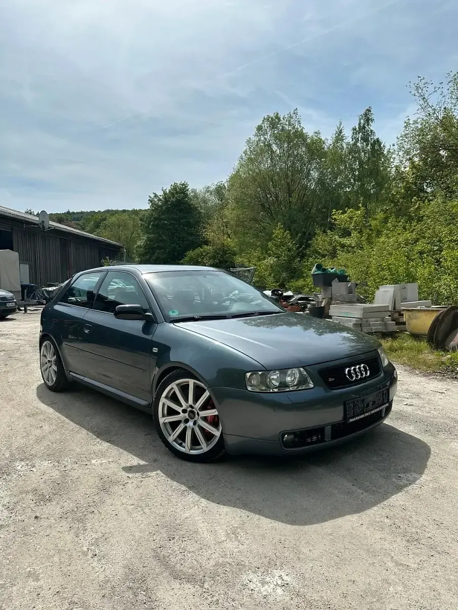 Gebraucht Audi S3 225 PS (165 kW) 2002 Grau Kleinwagen