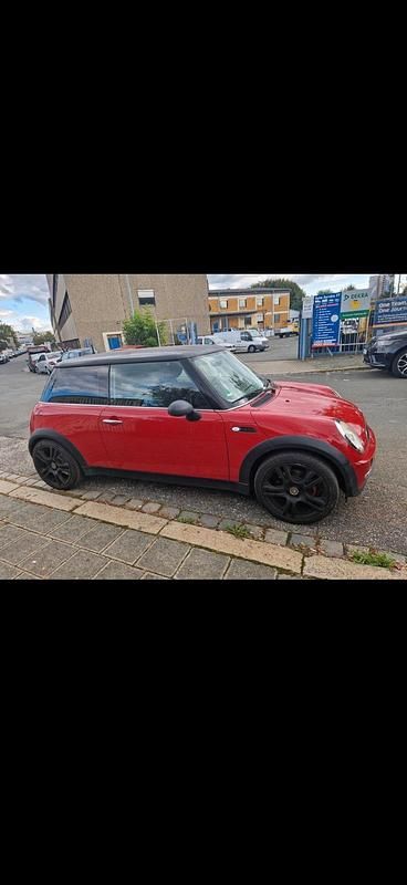 Rot Gebraucht 2004 Mini ONE Kleinwagen | 1.500 € (Guter Preis) - Bild 1/4