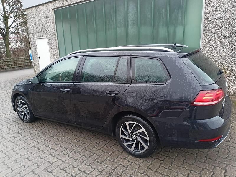 Gebraucht VW Golf VII Join 115 PS (84 kW) 2019 Schwarz Kombi