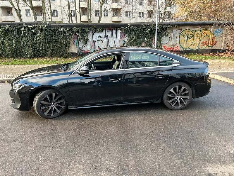 Gebraucht Peugeot 508 Allure 131 PS (96 kW) 2020 Schwarz Limousine