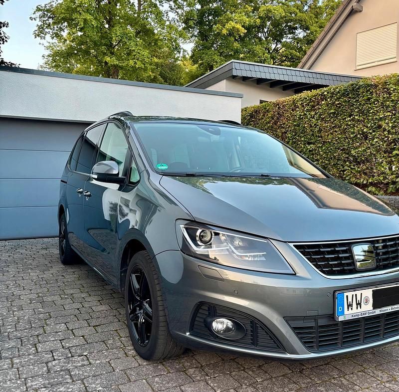 Grau Gebraucht 2019 Seat Alhambra Van / Kleinbus | 22.800 € (Guter Preis) - Bild 1/4