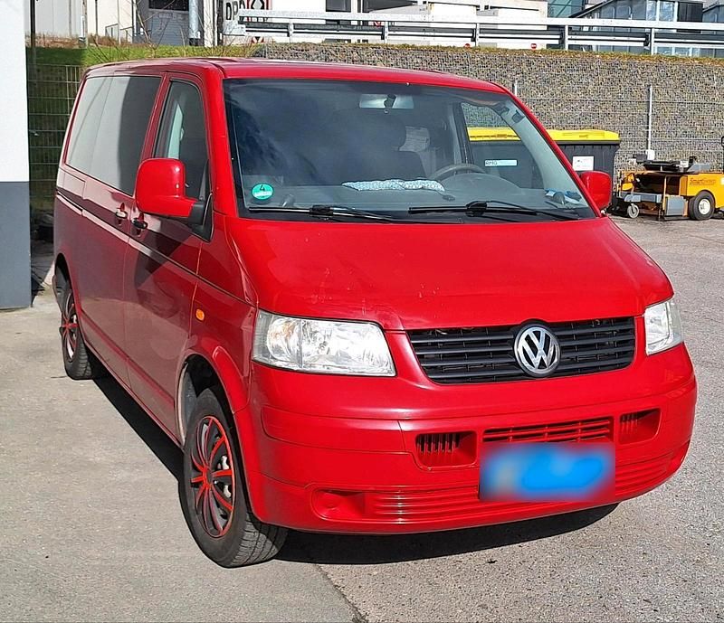 Gebraucht VW T5 105 PS (77 kW) 2006 Rot Van