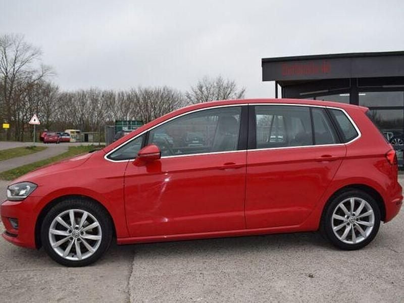 Gebraucht VW Golf VII Highline 150 PS (110 kW) 2017 Rot Limousine