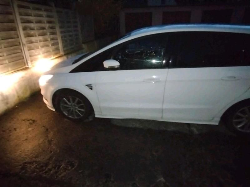 Gebraucht Ford S-MAX 190 PS (139 kW) 2019 Weiß Van / Kleinbus