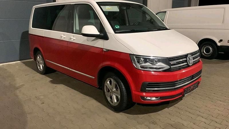 Gebraucht VW Multivan Generation Six 204 PS (150 kW) 2016 Rot Van