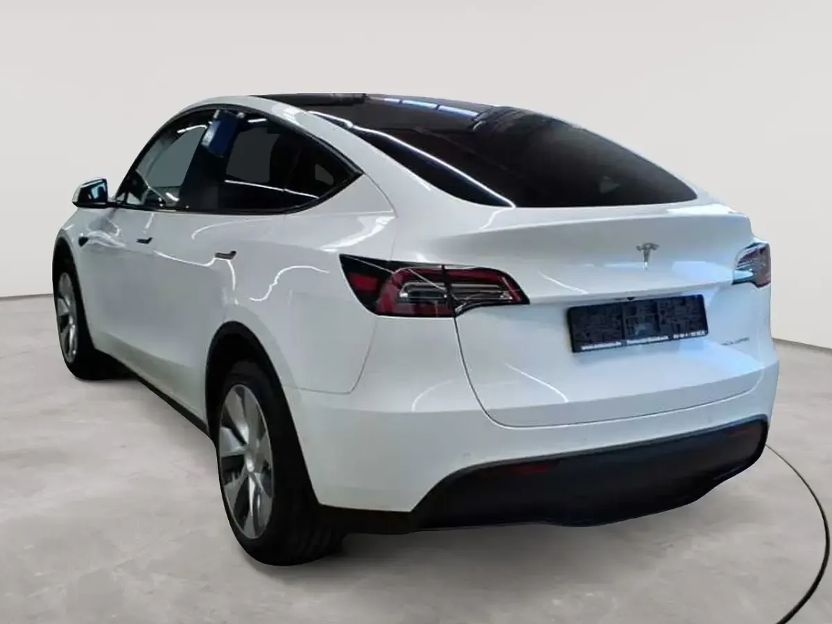 Second-hand Tesla Model Y 378 kW (514 CP) 2021 Alb SUV