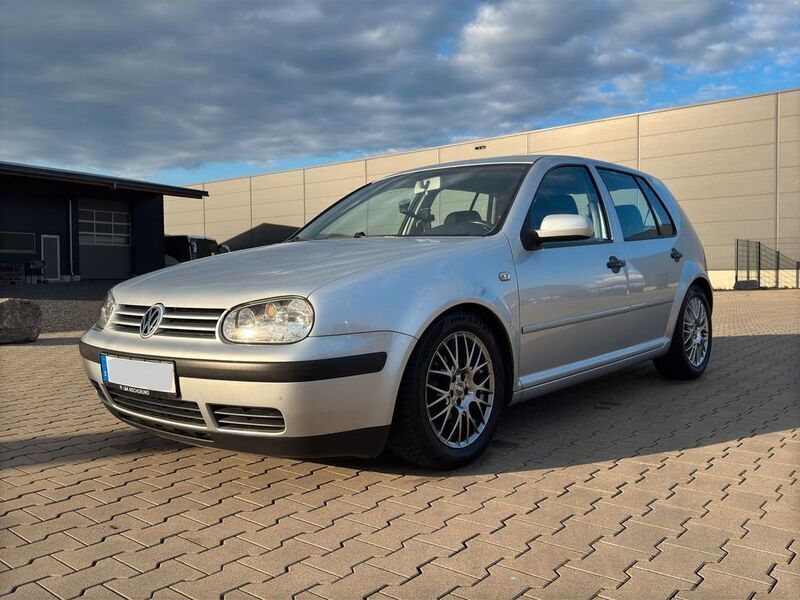 Gebraucht 2003 VW Golf IV Limousine | 2.450 € (Fairer Preis) - Bild 1/4
