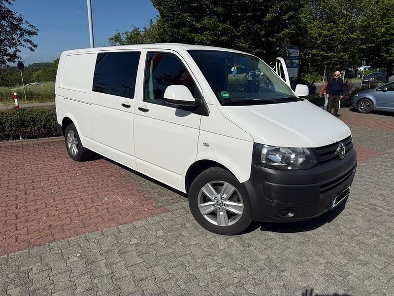 Weiß Gebraucht 2015 VW T5 Van | 11.500 € (Guter Preis) - Bild 1/4
