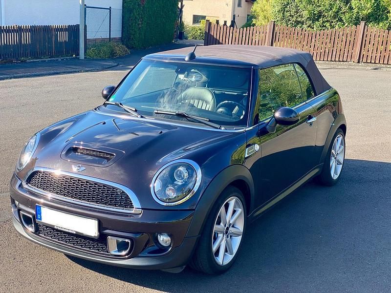 Braun Gebraucht 2012 Mini Cooper S Cabriolet Cabrio | 8.800 € (Fairer Preis) - Bild 1/4