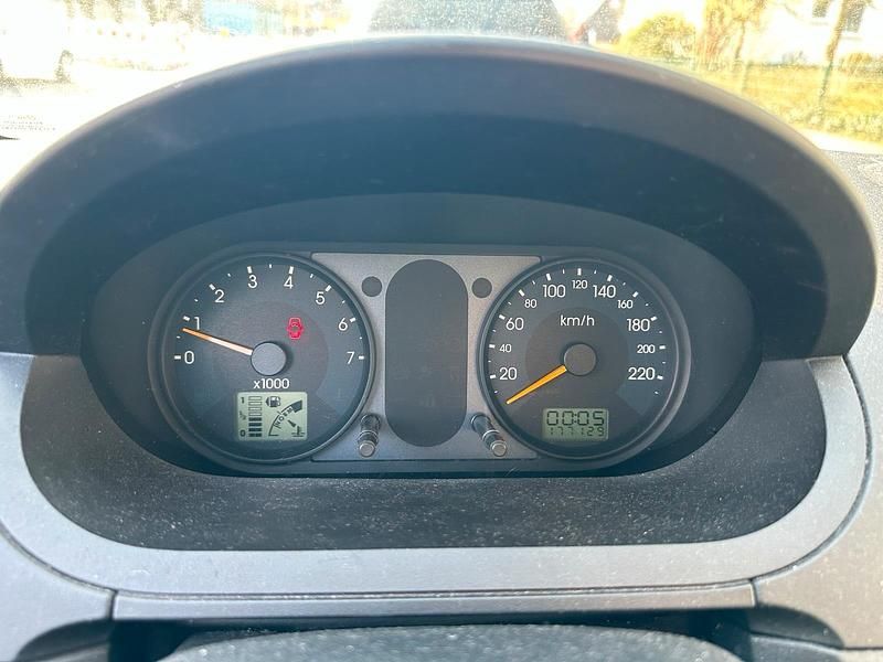 Gebraucht Ford Fiesta 70 PS (51 kW) 2003 Blau Kleinwagen