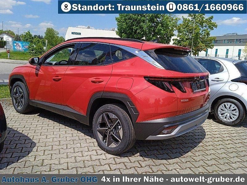 Gebraucht Hyundai Tucson Trend 215 PS (158 kW) 2025 Engine red SUV