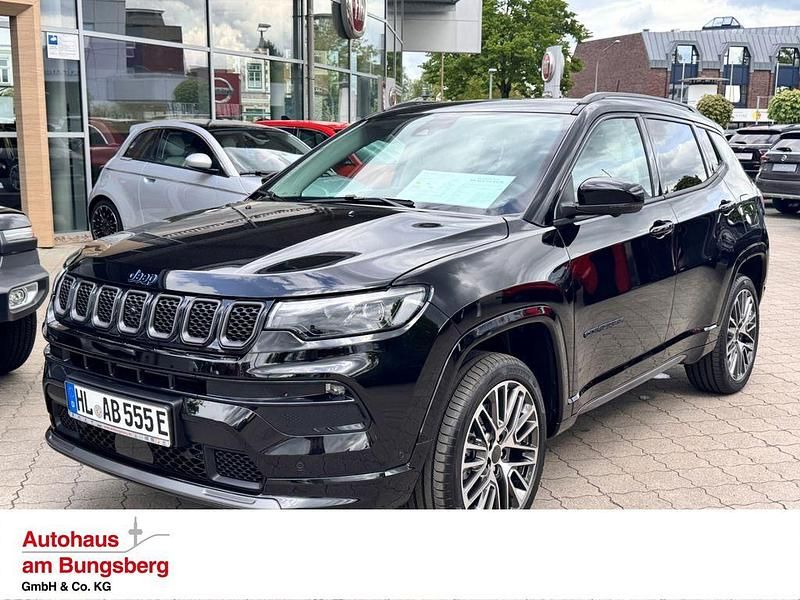 Schwarz Gebraucht 2025 Jeep Compass Altitude SUV | 54.690 € - Bild 1/3