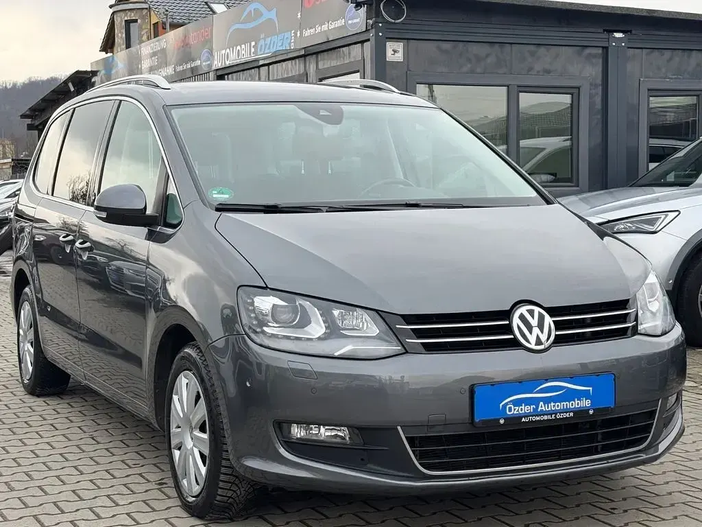 Gebraucht VW Sharan Sound 150 PS (110 kW) 2017 Grau Van / Kleinbus