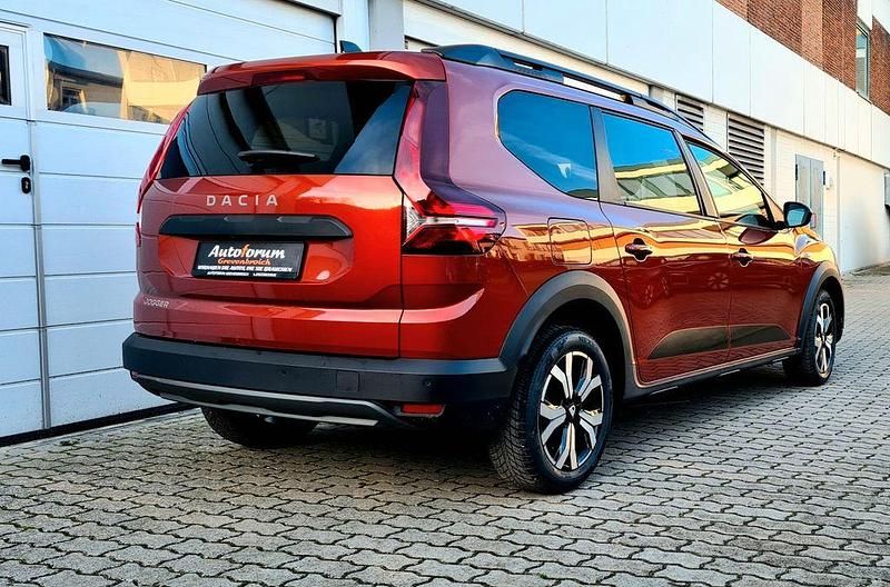 Gebraucht Dacia Jogger Extreme 101 PS (74 kW) 2022 Braun Van / Kleinbus