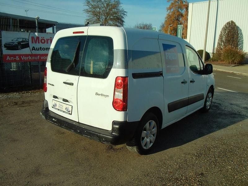 Gebraucht Citroën Berlingo 90 PS (66 kW) 2011 Weiß Van / Kleinbus