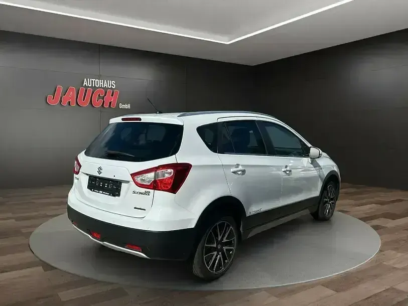 Gebraucht Suzuki SX4 S-Cross Limited+ 120 PS (88 kW) 2015 Cool white pearl metallic (metallic) SUV