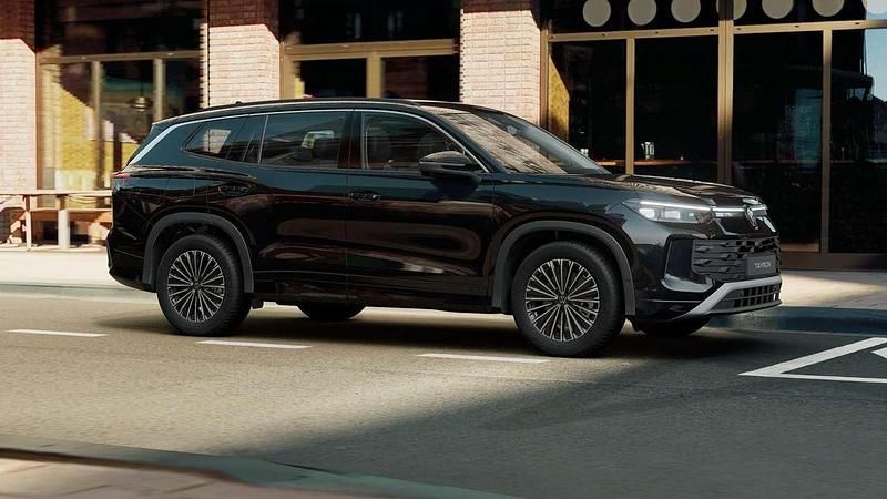 Gebraucht VW Tayron Pro 193 PS (141 kW) 2025 Schwarz SUV