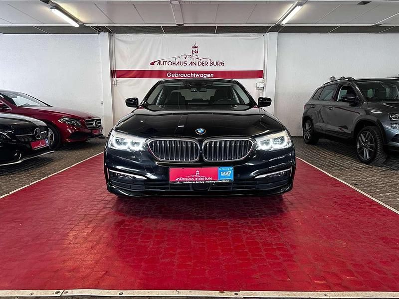 Gebraucht BMW 520 190 PS (139 kW) 2019 Black sapphire metallic Limousine