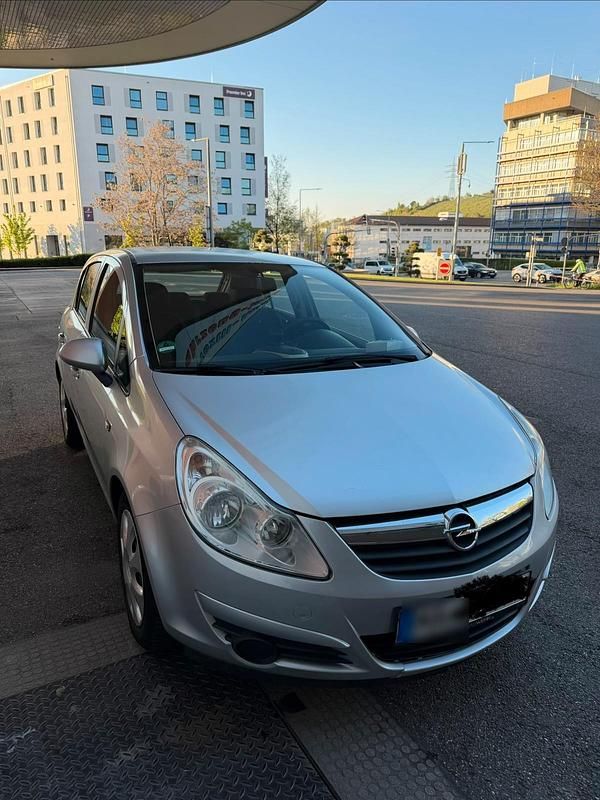 Używany Opel Corsa 90 KM (66 kW) 2007 Srebrny Hatchback