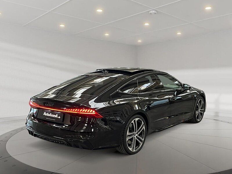 Gebraucht Audi S7 Sportback Ambiente 344 PS (253 kW) 2024 Schwarz metallic Kleinwagen