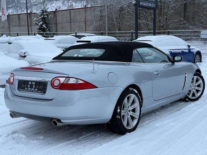 Gebraucht Jaguar XK 298 PS (219 kW) 2006 Silber Cabrio