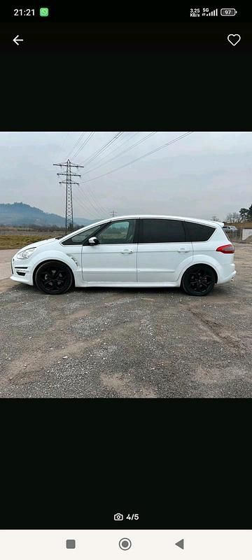 Weiß Gebraucht 2014 Ford S-MAX S Van / Kleinbus | 5.900 € (Superpreis) - Bild 1/4