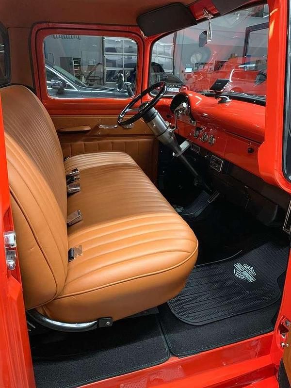 Gebraucht Ford F100 194 PS (142 kW) 1956 Rot Abholung