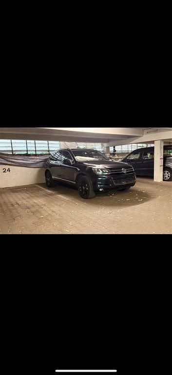 Schwarz Gebraucht 2011 VW Touareg Exclusive SUV | 11.000 € (Fairer Preis) - Bild 1/4