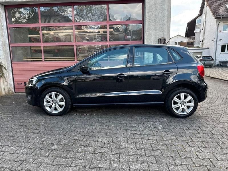Gebraucht VW Polo Highline 105 PS (77 kW) 2013 Schwarz Kleinwagen